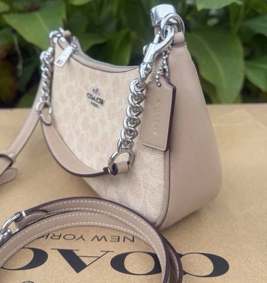 Coach Teri Shoulder Bag in Signature Canvas Light Khaki