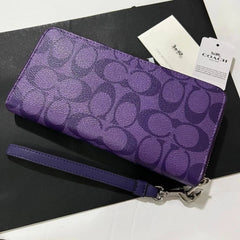 COACH Long Round Zip Wallet with Strap Purple Signature C4452 outlet F/S New US!